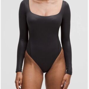 Lululemon wundermost ultra soft Nulu square neck long sleeve shine bodysuit NWOT